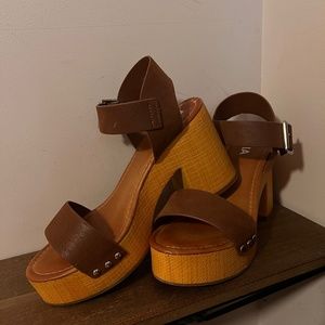 Platform Heel Sandle
